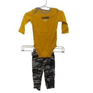 Carter’s outfit size 6M